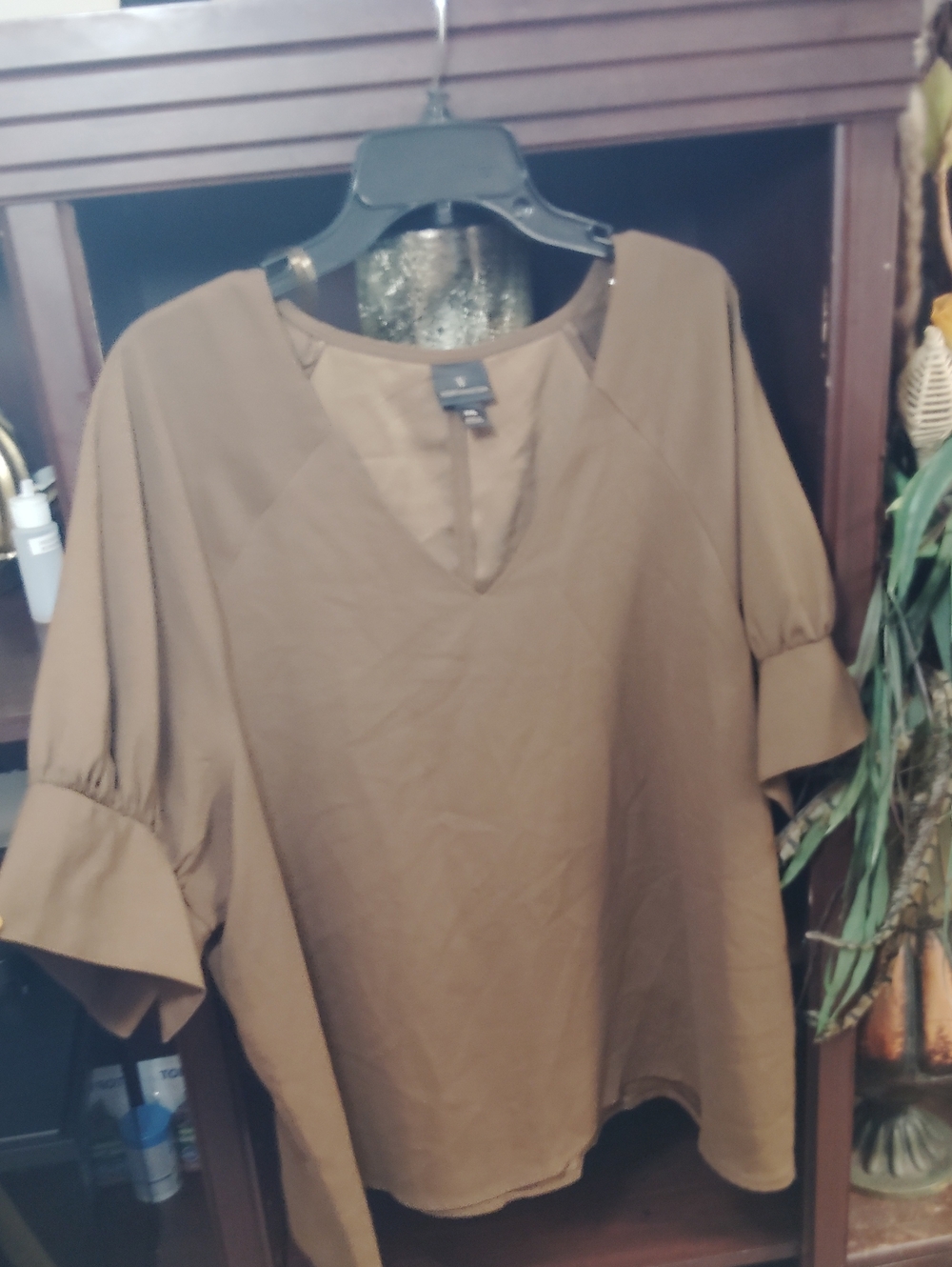Worthington Brown V-Neck Puff Sleeve Blouse